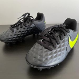 Nike children's sports shoes used. (Unisex)